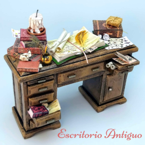 Escritorio antiguo